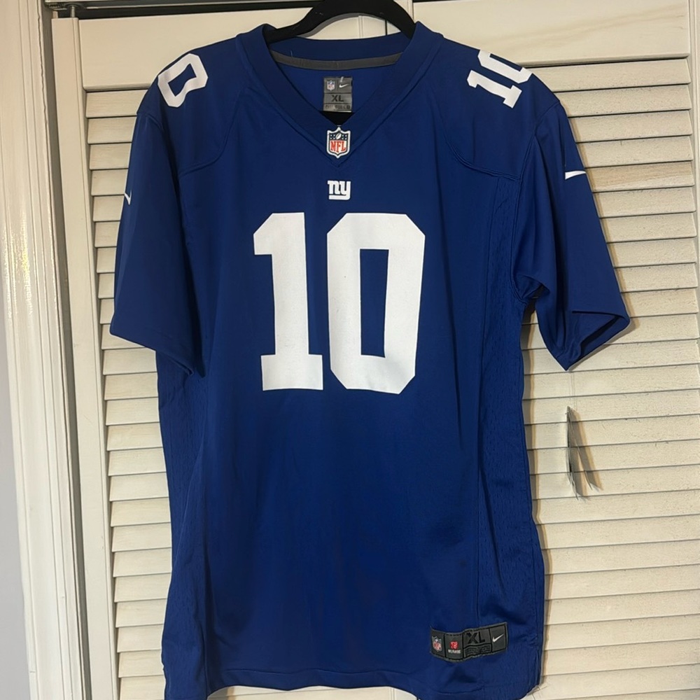 Giants Manning youth football jersey. Size XL
